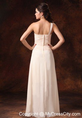 Champagne One Shoulder Evening Gowns With Beaded Shoulder