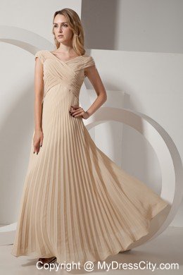 Champagne Pleats V-neck Chiffon Evening Dress in Floor-length