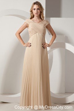 Champagne Pleats V-neck Chiffon Evening Dress in Floor-length