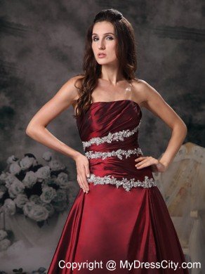 Sweet Burgundy Homecoming Dress with Appliques and Brush