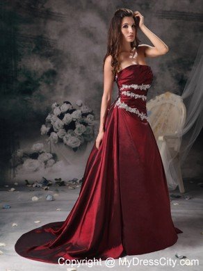 Sweet Burgundy Homecoming Dress with Appliques and Brush