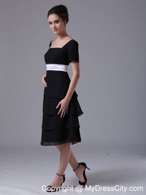 Short Sleeves Layers Black Mother Bride Dress with White Sash