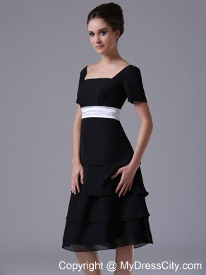 Short Sleeves Layers Black Mother Bride Dress with White Sash