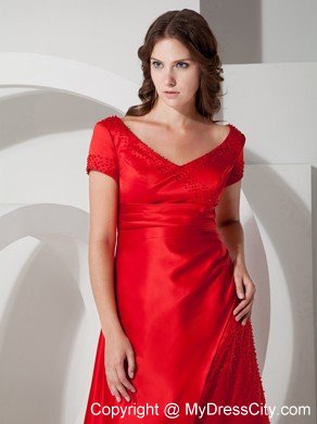 Red Column Sheath Scoop Taffeta Floor-length Mother of the Bride Dress with Short Sleeves