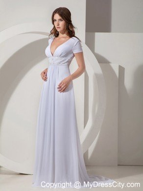 Fashionable Empire V-Neck Court Train ruched Chiffon Mothers Dresses with Beading