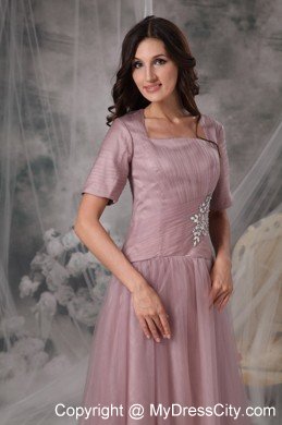 Pink Brush Train Half Sleeves Square Neck Mothers Dresses with Appliques and Ruche