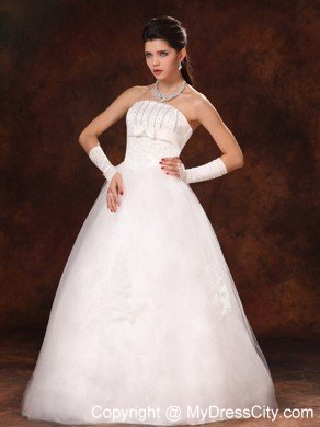 New Style Beading Decorate Waist Strapless Wedding Gowns for 2013