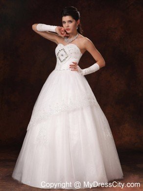 Lace A-line Sweetheart Beaded Appliques 2013 Spring Wedding Dress