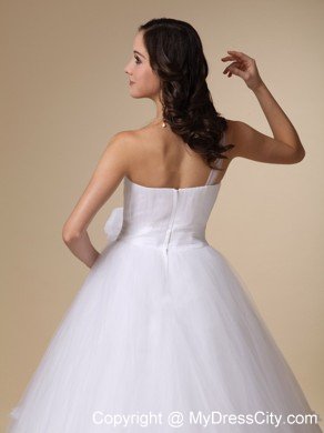 Lovely A-line Flowers Single Shoulder 2013 Spring Wedding Dress for Church