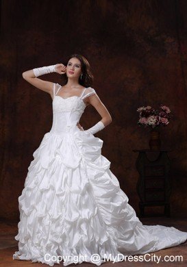 Appliques Decorate Bust Sweetheart Neckline Cap Sleeves Wedding Dress