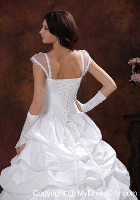 Appliques Decorate Bust Sweetheart Neckline Cap Sleeves Wedding Dress