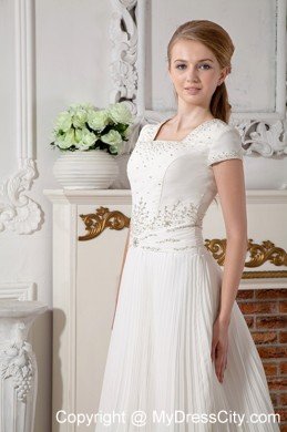 Discounted A-line Court Train Chiffon Beading Pleated Square Bridal Dress