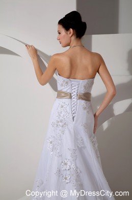 Stylish Long Strapless Slinky Lace Belt Wedding Gown with Court Train