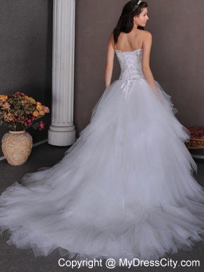 Cheap A-line Strapless Tulle Appliques Wedding Dress with Chapel Train