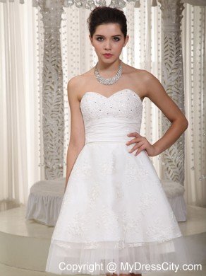 Desirable A-line Sweetheart Mini-length Wedding Gowns with Beadings