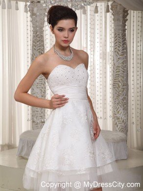 Desirable A-line Sweetheart Mini-length Wedding Gowns with Beadings