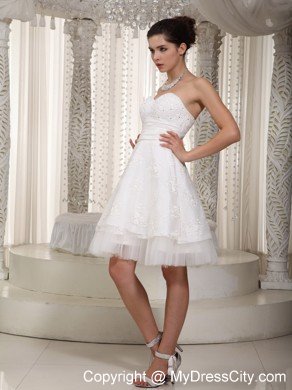 Desirable A-line Sweetheart Mini-length Wedding Gowns with Beadings