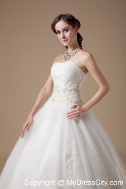 Elegant Ball Gown Strapless Appliques Long Wedding Dress