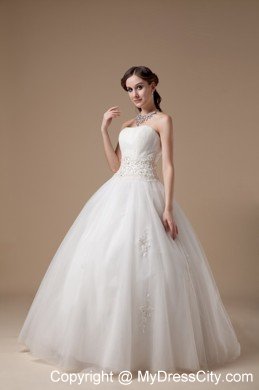 Elegant Ball Gown Strapless Appliques Long Wedding Dress