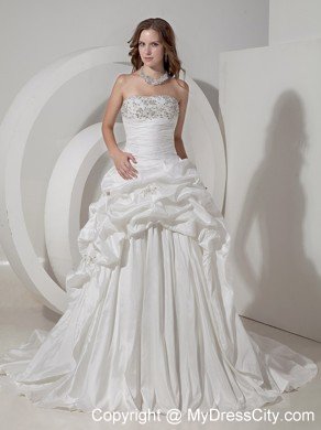 Luxurious A-line Chapel Train Beaded and Pick-ups Bridal dress