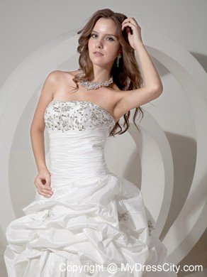 Luxurious A-line Chapel Train Beaded and Pick-ups Bridal dress