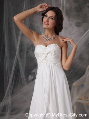 Romantic Empire Sweetheart Court Train Appliques Bridal dress