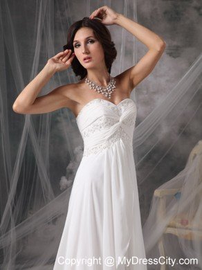 Romantic Empire Sweetheart Court Train Appliques Bridal dress