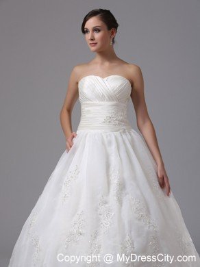 Ruched Bodice and Sweetheart Appliques Ball Gown Bridal dress