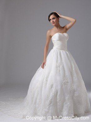 Ruched Bodice and Sweetheart Appliques Ball Gown Bridal dress