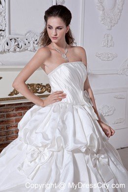 Strapless Floor-length Wedding Dress with Beading and Bows