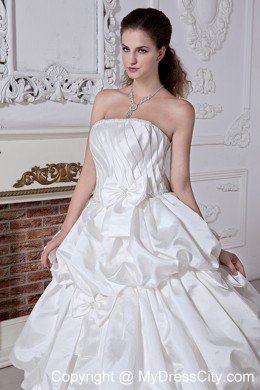 Strapless Floor-length Wedding Dress with Beading and Bows