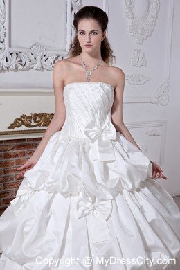 Strapless Floor-length Wedding Dress with Beading and Bows