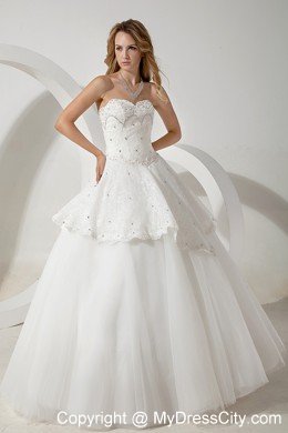 Pretty Long Tulle Ball Gown Sweetheart Beaded Wedding Dress