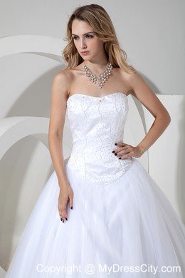 Cheap Tulle Princess Strapless Court Train Beaded Bridal Gown