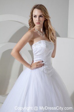 Cheap Tulle Princess Strapless Court Train Beaded Bridal Gown