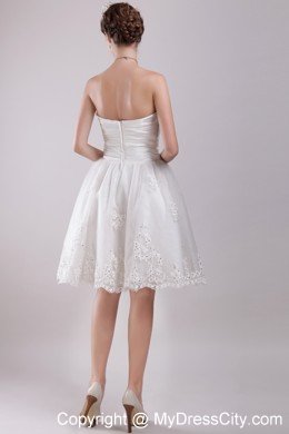 Knee-length Sweetheart Princess Appliques Garden Wedding Dress