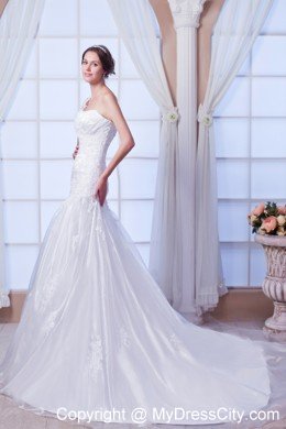 Exquisite Mermaid One Shoulder Organza Embroidery Bridal Gown