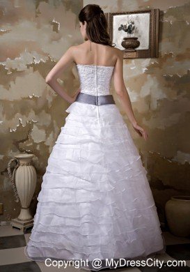 Appliques Sweetheart Taffeta and Organza Tiered Bridal Gown