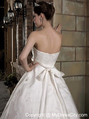 Taffeta and Lace Gorgeous Belt A-line Sweetheart Wedding Dress