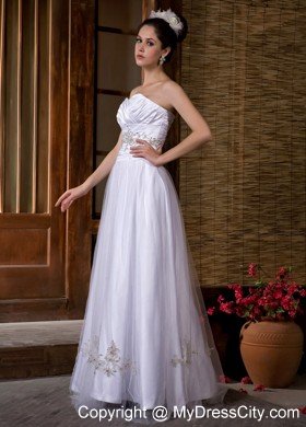 Sweetheart Floor-length Taffeta and Tulle Appliques Bridal Dress