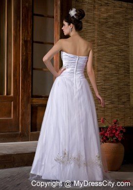 Sweetheart Floor-length Taffeta and Tulle Appliques Bridal Dress