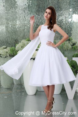 Scoop Neck Short Beach Wedding Dress with Watteau Train