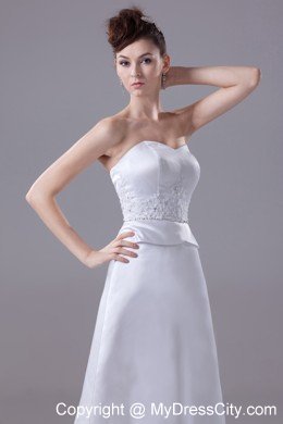 Best Appliques Sweetheart Wedding Dress with Watteau Train