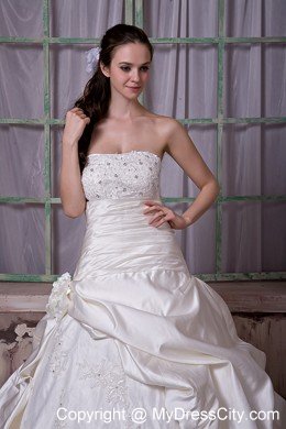 Vintage Taffeta and Lace Wedding Dress with Appliques and Flower