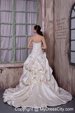 Vintage Taffeta and Lace Wedding Dress with Appliques and Flower