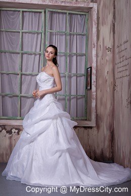 Taffeta and Organza Strapless Appliques Bridal Dress with Train