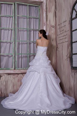 Taffeta and Organza Strapless Appliques Bridal Dress with Train