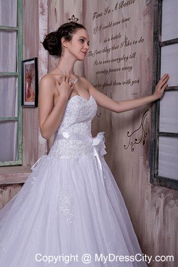 Sweetheart Chapel Train Appliques Bridal Dress with Flower Sash