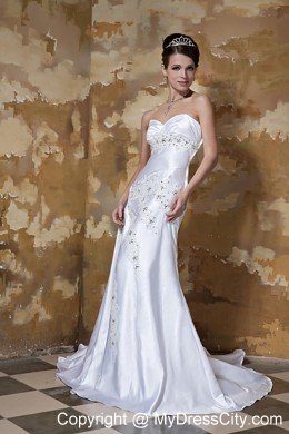 Newest Sweetheart Court Train Satin Wedding Dress with Beading