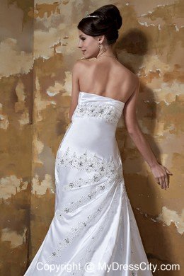 Newest Sweetheart Court Train Satin Wedding Dress with Beading